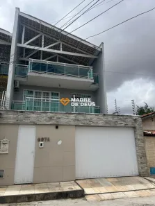 Casa com 4 Quartos à venda, 339m² no Parquelândia, Fortaleza