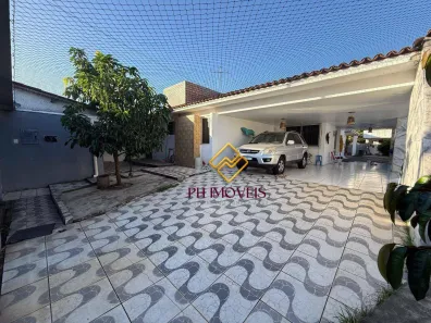 Casa com 4 Quartos à venda, 450m² no Farol, Maceió