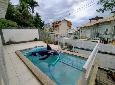Casa com 3 Quartos à venda, 150m² no Jardim Guanabara, Rio de Janeiro