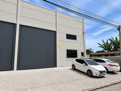 Galpão/Depósito/Armazém para alugar, 275m² no Pachecos, Palhoça