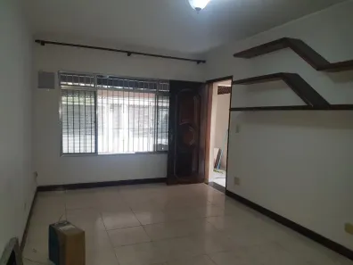 Sobrado com 3 Quartos à venda, 188m² no Jardim Marisa, São Paulo