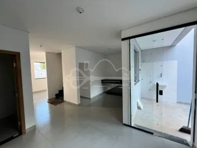 Casa com 3 Quartos à venda, 110m² no Manacás, Belo Horizonte