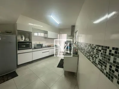 Sobrado com 3 Quartos à venda, 148m² no Vila Gumercindo, São Paulo