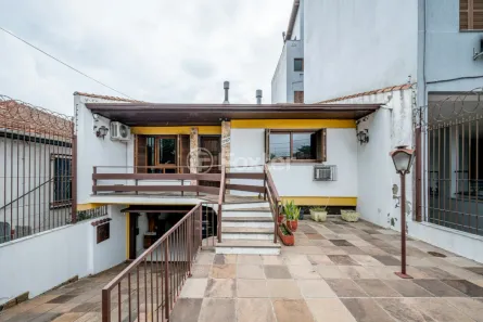 Casa com 4 Quartos à venda, 250m² no Medianeira, Porto Alegre