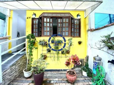 Sobrado com 4 Quartos à venda, 146m² no Gonzaga, Santos