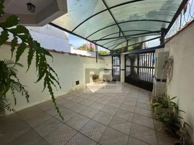 Casa com 3 Quartos à venda, 97m² no Boqueirão, Santos
