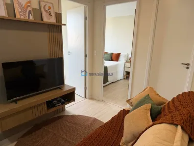 Apartamento com 2 Quartos para alugar, 32m² no Vila Monumento, São Paulo