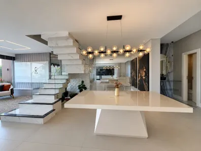 Casa de Condomínio com 2 Quartos à venda, 230m² no São Judas Tadeu, Balneário Camboriú