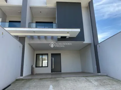 Sobrado com 3 Quartos à venda, 169m² no Marechal Rondon, Canoas
