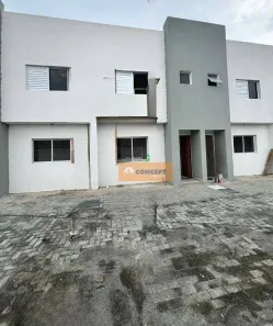 Sobrado com 2 Quartos à venda, 60m² no Vila Perracini, Poá