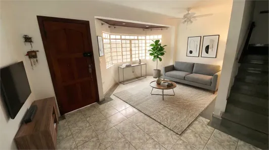 Sobrado com 3 Quartos à venda, 181m² no Vila Romano, São Paulo