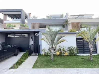 Casa de Condomínio com 4 Quartos à venda, 392m² no Recreio dos Bandeirantes, Rio de Janeiro