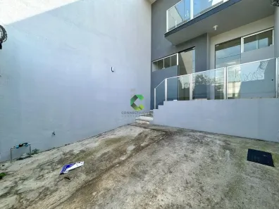 Casa com 3 Quartos à venda, 140m² no Sapucaias III, Contagem