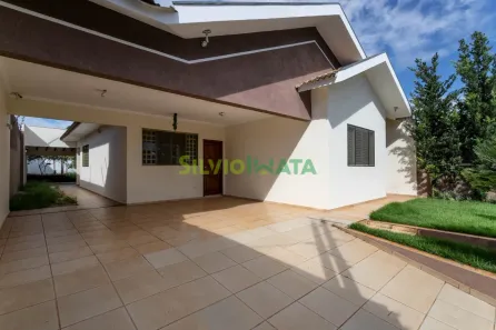 Casa com 3 Quartos à venda, 194m² no Jardim Alvorada, Maringá
