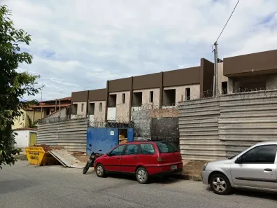 Casa com 3 Quartos à venda, 91m² no Santa Amélia, Belo Horizonte