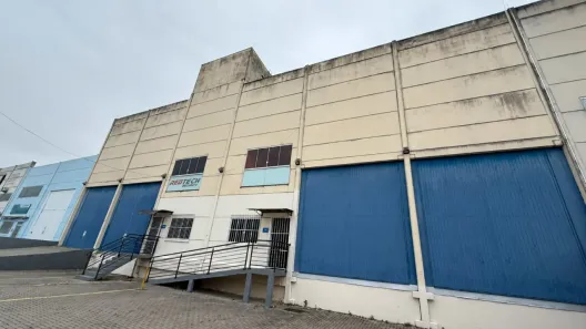 Galpão/Depósito/Armazém para alugar, 834m² no Brejarú, Palhoça