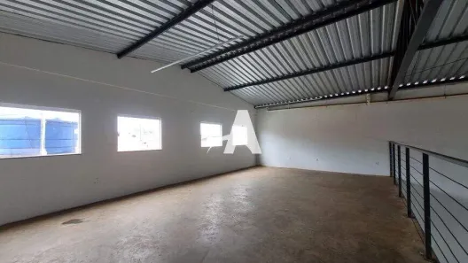 Galpão/Depósito/Armazém para alugar, 235m² no Jardim das Palmeiras, Uberlândia