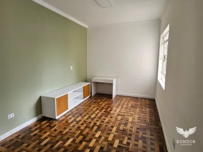 Apartamento com 2 Quartos para alugar, 90m² no Centro, Curitiba