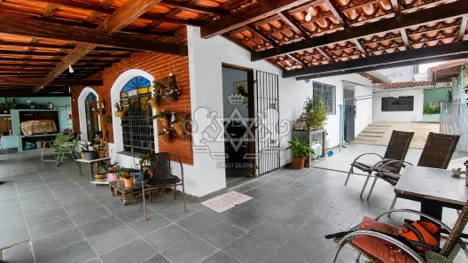 Casa com 3 Quartos à venda, 306m² no Indaiá, Caraguatatuba