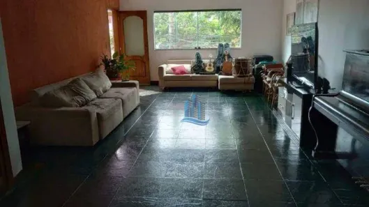 Sobrado com 3 Quartos à venda, 315m² no Olímpico, São Caetano do Sul
