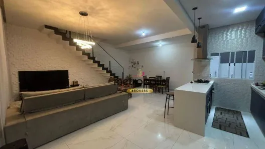 Sobrado com 4 Quartos à venda, 180m² no Vila Alzira, Santo André