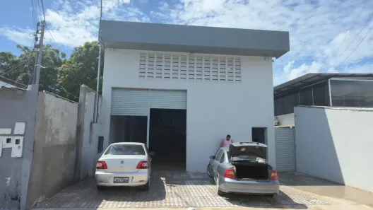 Galpão/Depósito/Armazém para alugar, 250m² no Dom Pedro I, Manaus