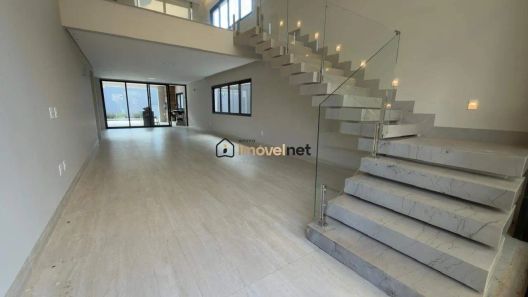 Casa com 4 Quartos à venda, 380m² no Nacional, Contagem