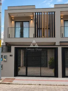 Sobrado com 3 Quartos à venda, 118m² no Itacolomi, Balneário Piçarras
