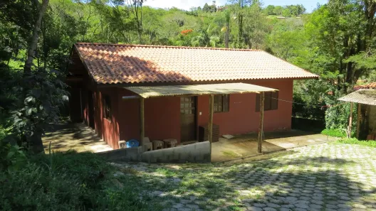 Fazenda/Sítio com 3 Quartos à venda, 1000m² no , Santo Antônio do Pinhal