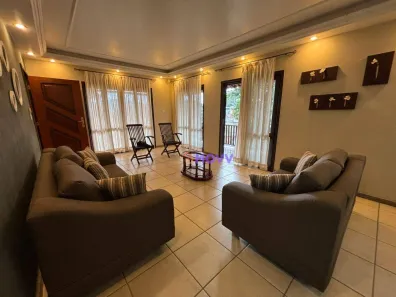 Casa de Condomínio com 4 Quartos à venda, 339m² no Sapê, Niterói