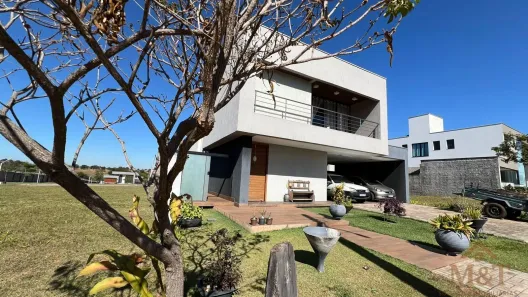 Casa de Condomínio com 3 Quartos à venda, 222m² no Parqville Pinheiros, Aparecida de Goiânia
