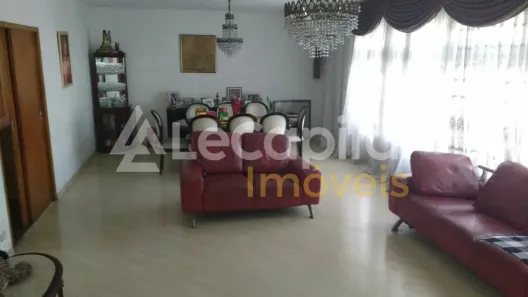 Sobrado com 4 Quartos à venda, 300m² no Vila Moinho Velho, São Paulo