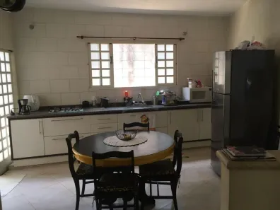 Casa com 3 Quartos à venda, 251m² no Jardim Bonfim, Campinas