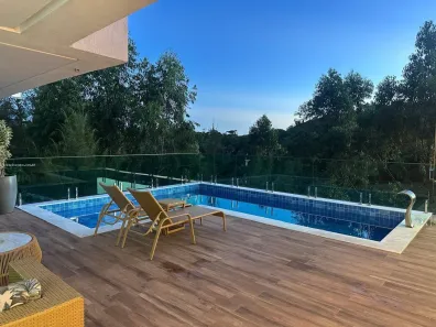 Casa com 5 Quartos para alugar, 920m² no Alphaville II, Salvador