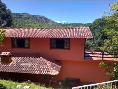 Casa com 3 Quartos à venda, 840m² no Pedro do Rio, Petrópolis