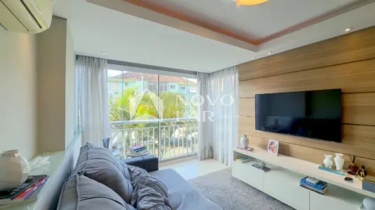 Apartamento com 2 Quartos à venda, 68m² no Jardim Lindóia, Porto Alegre