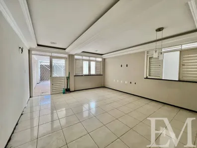 Casa com 5 Quartos à venda, 290m² no Engenheiro Luciano Cavalcante, Fortaleza