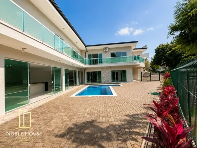 Casa de Condomínio com 4 Quartos à venda, 400m² no Pinheirinho, Vinhedo