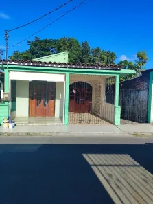 Casa com 3 Quartos para venda ou aluguel, 100m² no Centro, Bragança
