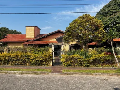 Casa com 3 Quartos à venda, 245m² no Centro, Garopaba