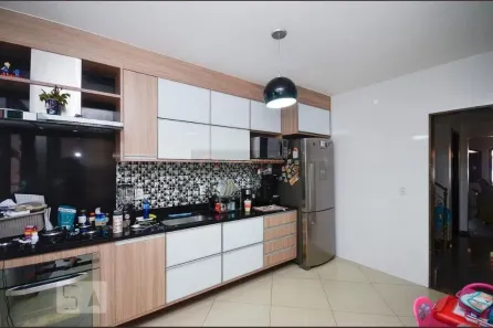 Casa com 2 Quartos à venda, 300m² no Barreto, Niterói