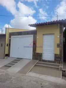 Casa com 2 Quartos para alugar, 115m² no Santo Antônio, Teresina