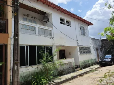 Casa com 4 Quartos à venda, 266m² no São Brás, Belém