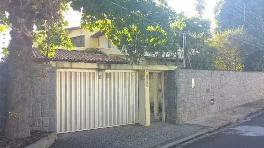 Casa com 4 Quartos para alugar, 136m² no Horto, Teresina