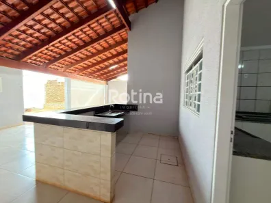 Casa com 3 Quartos à venda, 190m² no Santa Mônica, Uberlândia