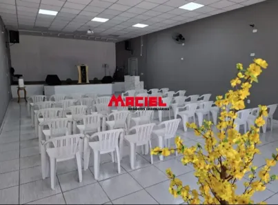 Galpão/Depósito/Armazém à venda, 129m² no Monte Castelo, São José dos Campos