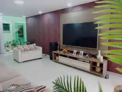Sobrado com 3 Quartos à venda, 250m² no Vila Assunção, Santo André