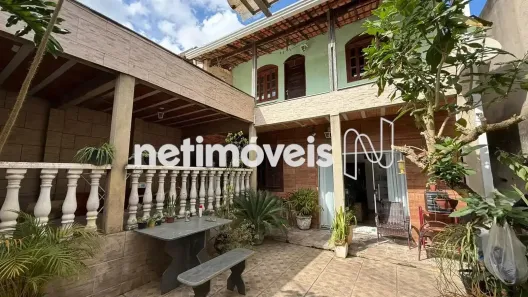 Casa com 5 Quartos para alugar, 200m² no Bom Jesus, Contagem