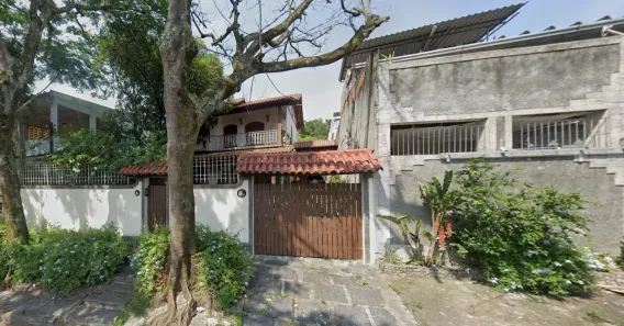 Casa com 5 Quartos à venda, 500m² no Cabral, Nilópolis