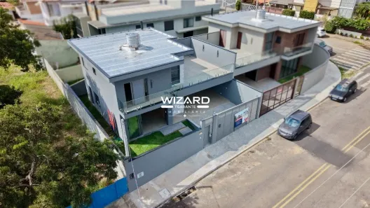 Sobrado com 3 Quartos à venda, 210m² no Loteamento Loanda, Atibaia